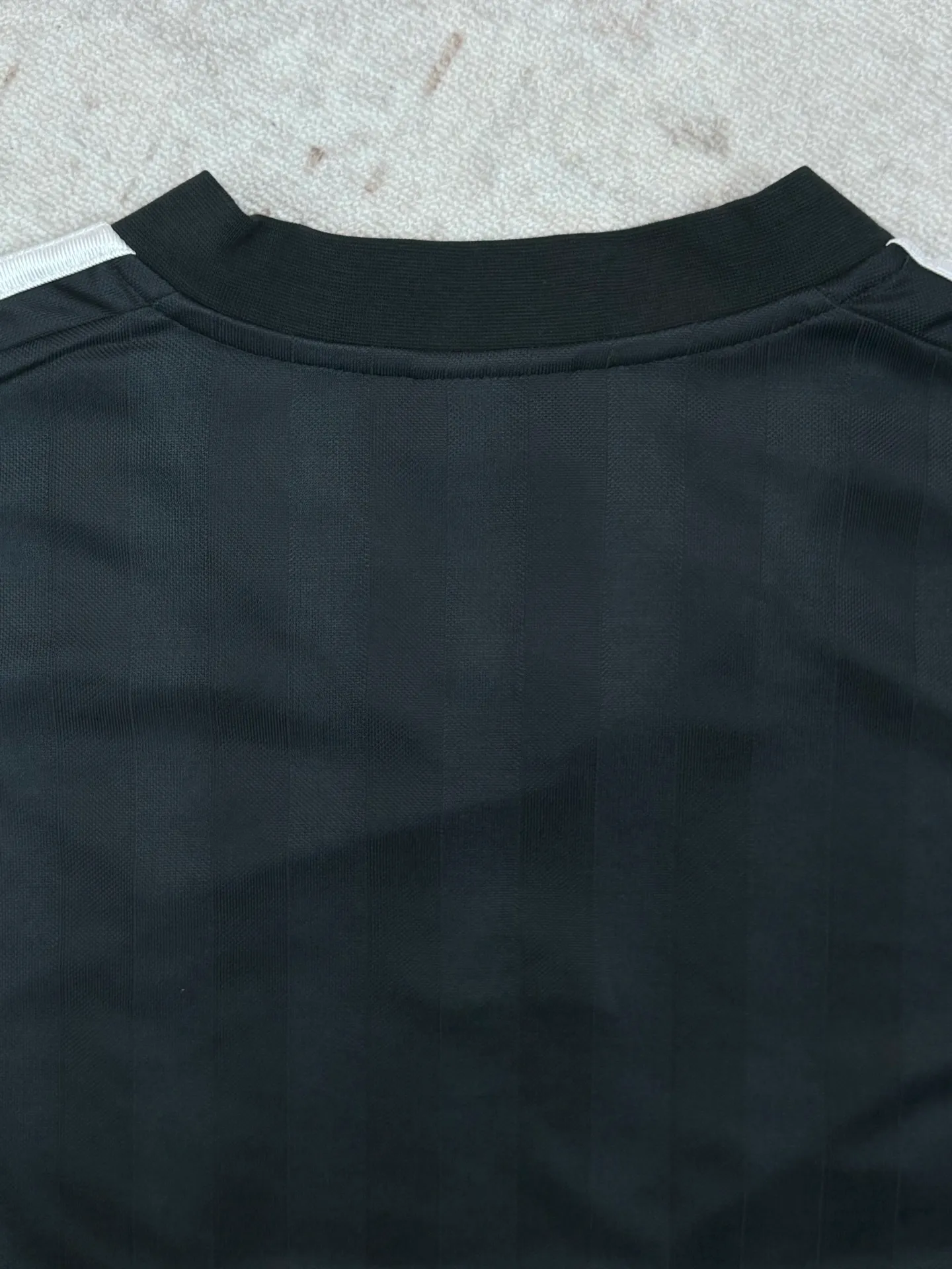 26ss Logo T Black Sizes：S. M. L